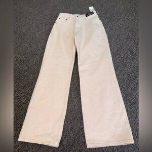 NWT A&F (00) Brand New 90's Relaxed High Rise Curve Love Pink Jeans